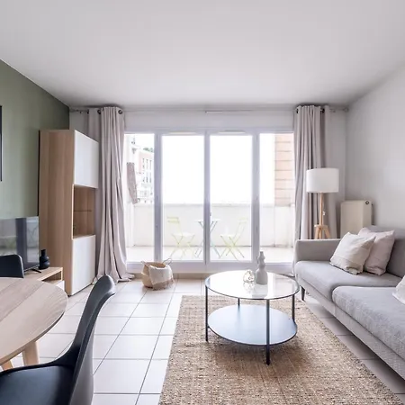 Exquis A La Defense Apartment *