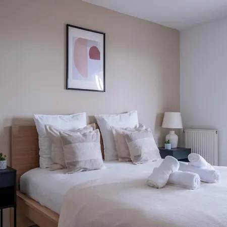Apartment Exquis A La Defense Courbevoie